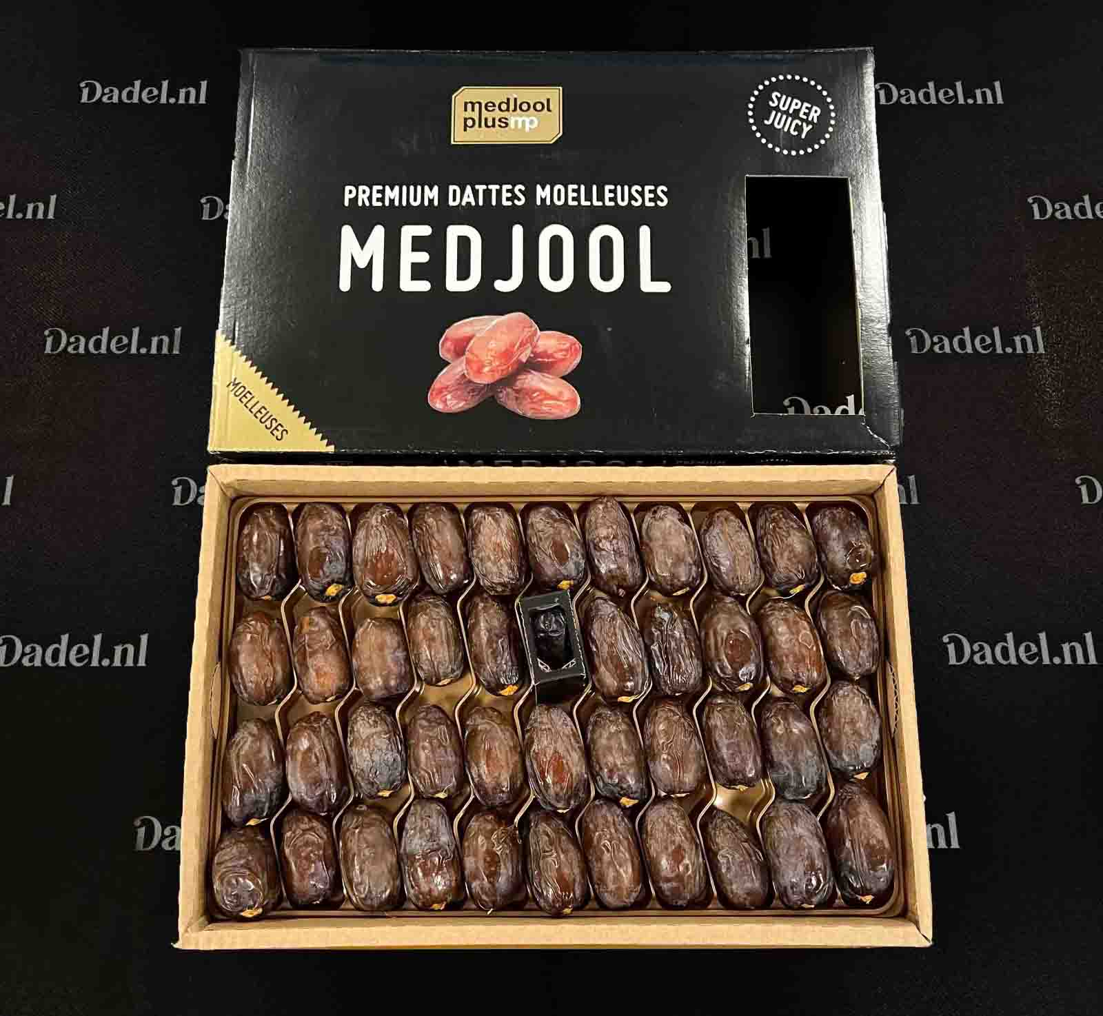 Fresh Jumbo Dates 3kg | Super Juicy & Soft | With Pit